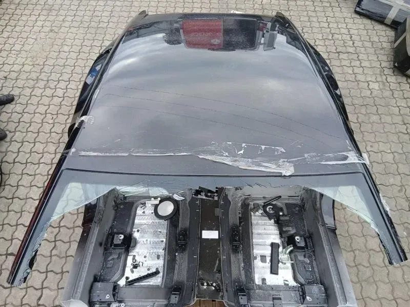 Ferrari GTC4 Lusso T 3.9 V8 F151M Cut Off Roof Outer Panel 86545711 Roof Frame- — Dostawa w Europie