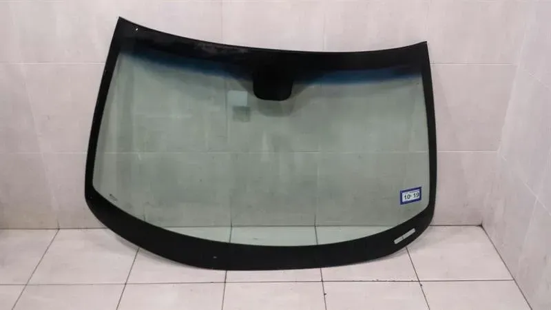 CHEVROLET CORVETTE C6 WINDSCREEN 25996275 WINDSHIELD- — Europe Delivery