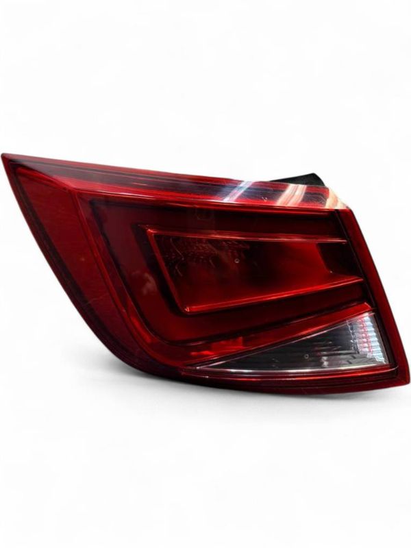 5F9945207A Tail light left SEAT LEON (5F) (2012-2020) — Europe Delivery