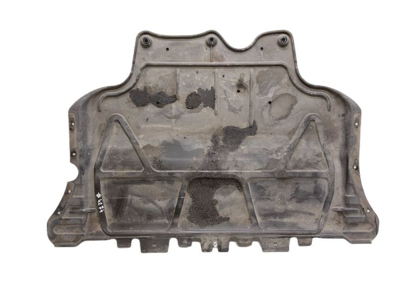 5Q0825236 Engine splash shield VW TOURAN (5T1) (2015-) — Europe Delivery