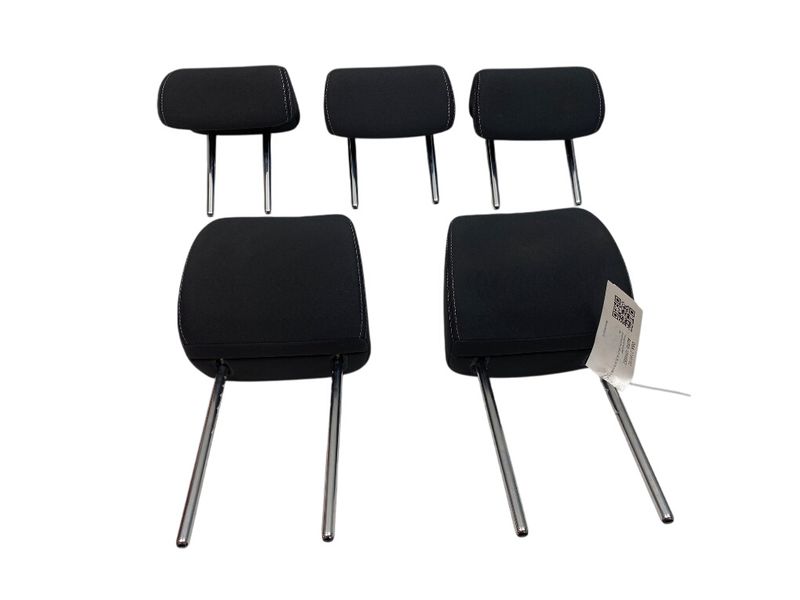 89700F1000 88700F1100 Headrest set KIA SPORTAGE (QL) (09.15-10.22) — Europe Delivery