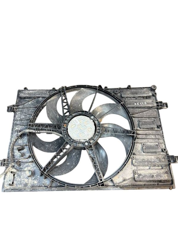 5Q0121203DE 5Q0121205AN 5Q0121207BC Kylarfläkt Elektrisk SKODA OCTAVIA III (5E) (2012-2019) — Leverans i Europa