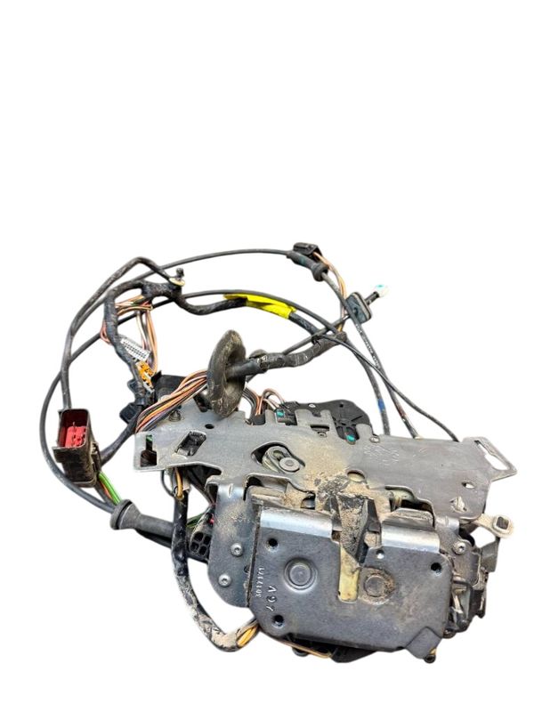 K68030379AB 68030379AB Sliding door lock left LANCIA VOYAGER (404) (2011-2016) — Europe Delivery