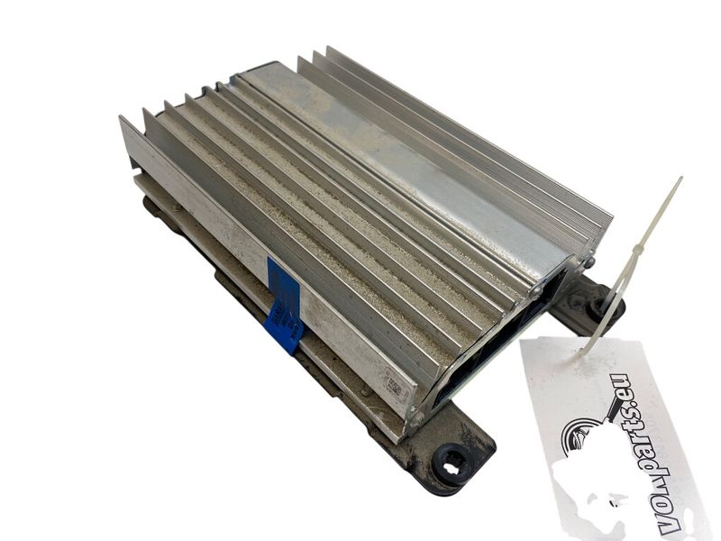 12821870 Audio amplifier SAAB 9-5 (YS3G) (2010-2012) — Europe Delivery