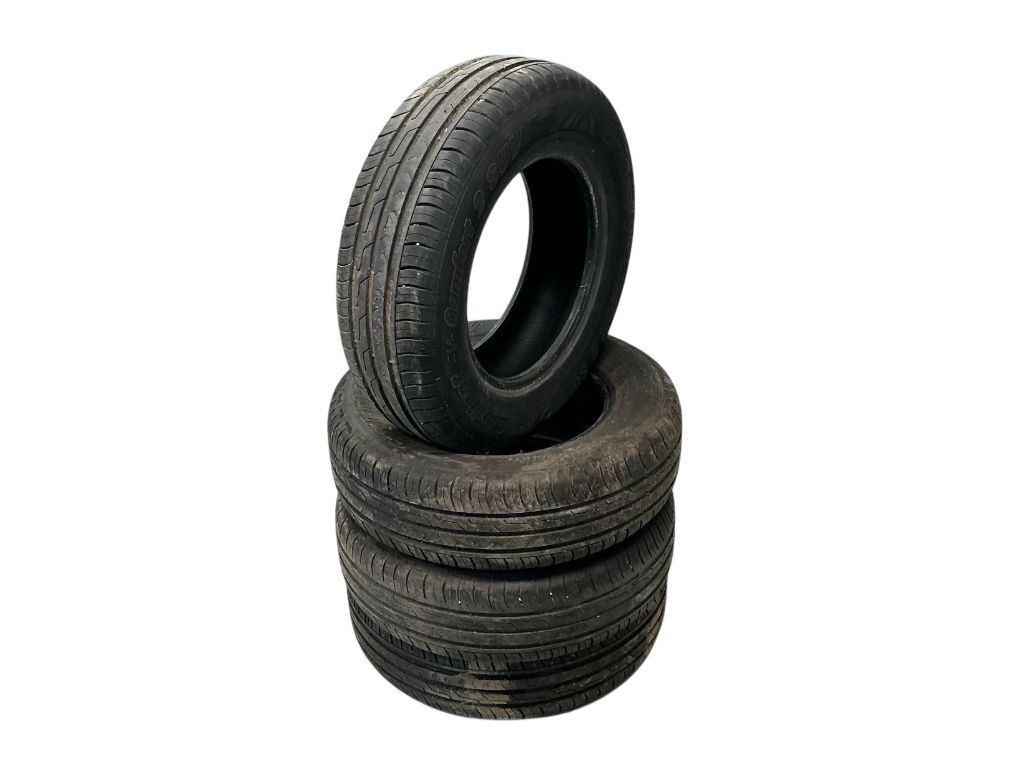 Tyre 4 pcs OPEL VIVARO A (2001-2014) — Europe Delivery