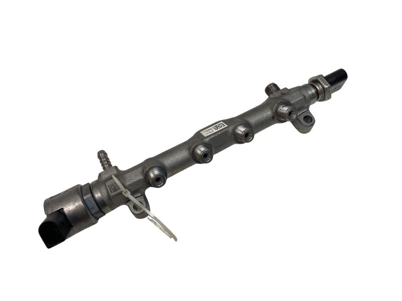 05L130089 Fuel Distributor / fuel rail SKODA OCTAVIA IV (NX, NN) (2019-) — Europe Delivery
