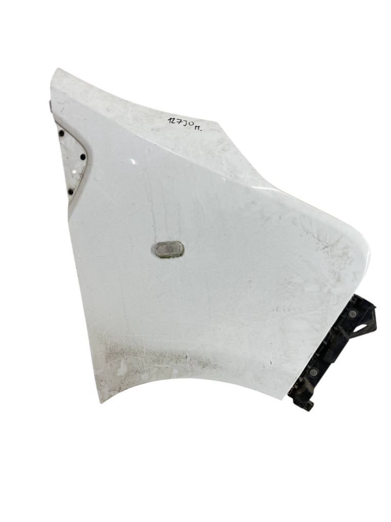 93455813 Fender Front Right OPEL VIVARO B (2014-2018) — Europe Delivery