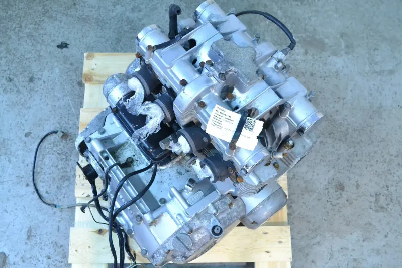 SUZUKI GS Motor 0,65 Benzin 53 kW 1981 26607118