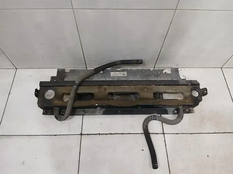 ASTON MARTIN DB9 VOLANTE GEARBOX OIL RADIATOR 9G43-445396-AA Radiator TRANSMISSION — Europe Delivery