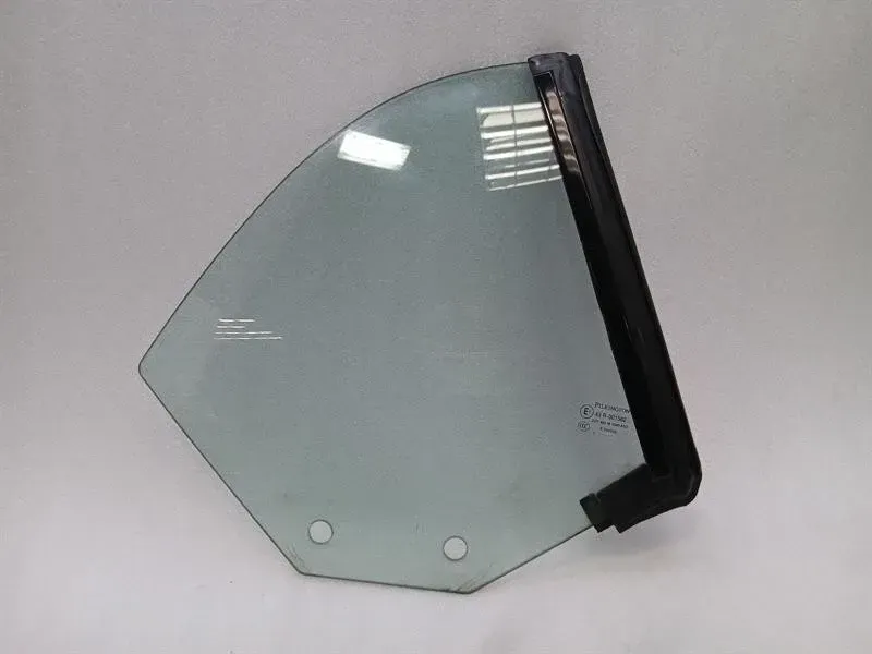 Aston Martin DB9 Volante Rear 1/4 Glass 4G43-N29750-BA Door Panel 1/4 Rear RH — Europe Delivery