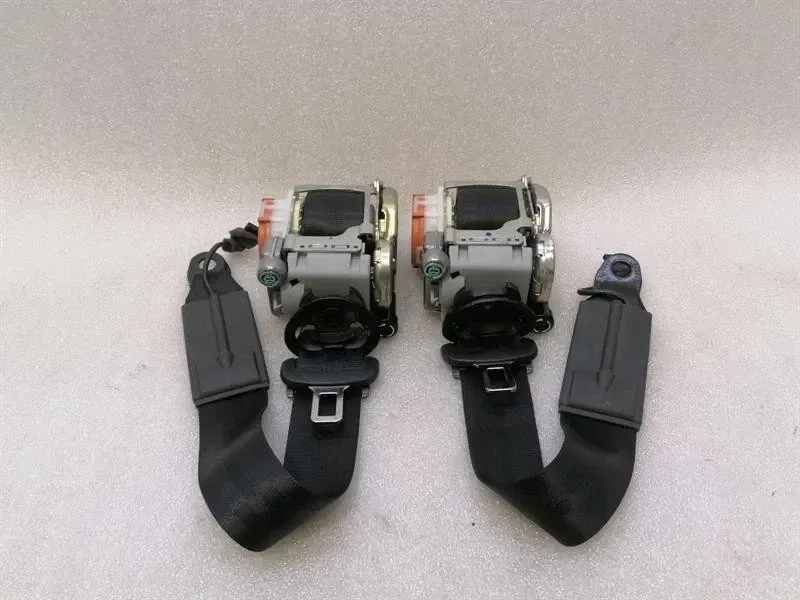 Lamborghini Huracan LP640 front seatbelt 4T2857705E seatbelt belt front — Europe Delivery