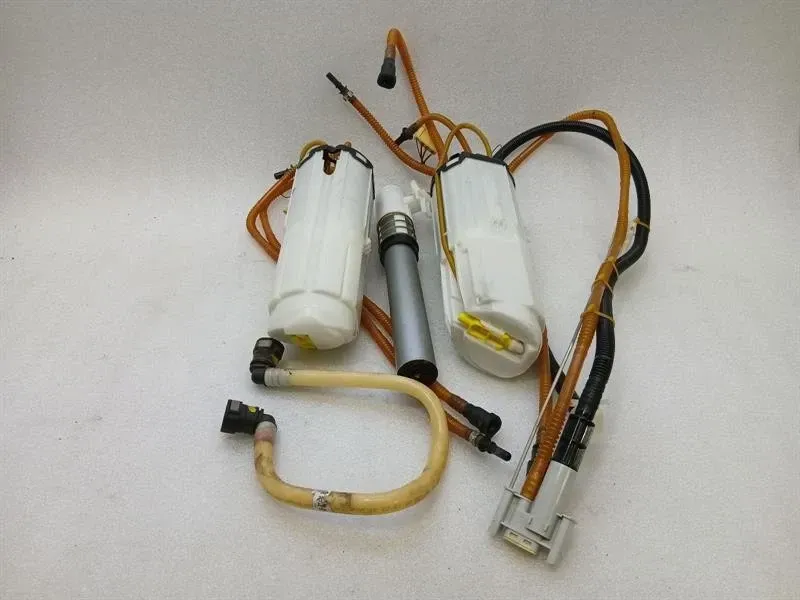 BENTLEY CONTINENTAL FLYING SPUR Fuel Pump Electric 3D0919679 Fuel Pump — Europe Delivery