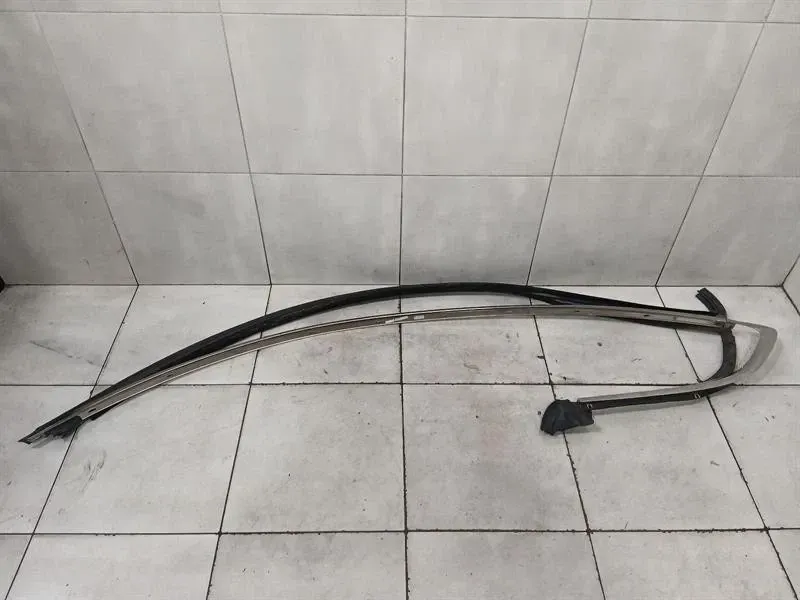 Левая накладка кузова Bentley Continental GT W12 Speed ​​3W8853835B — Доставка по Европе