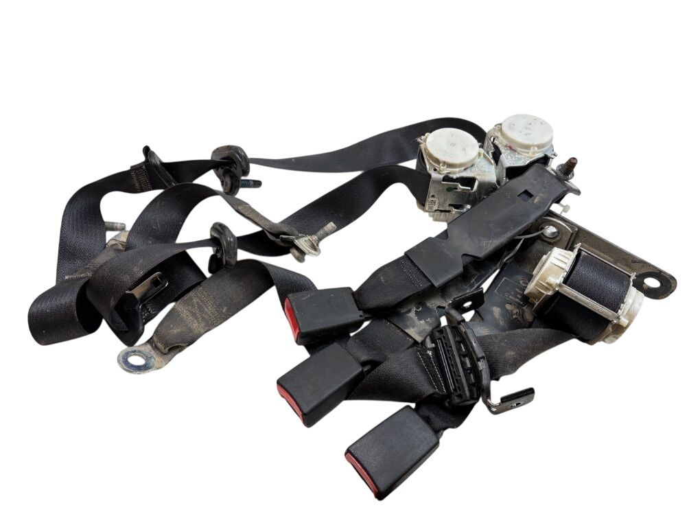 5KP981X9AC 5KQ121X7AC Seat Belt Set RAM RAM 1500 2500 3500 (DJ, DS) (2010-2018) — Europe Delivery
