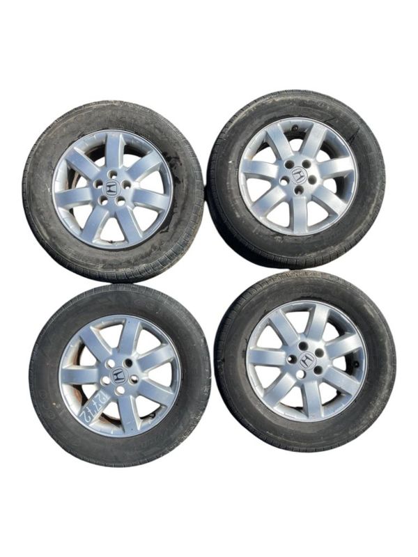 6.5JX17 ET50 D64.1 5/114.3 Rim set With Tyres 4 pcs HONDA CR-V III (RE) (2006-2012) — Europe Delivery