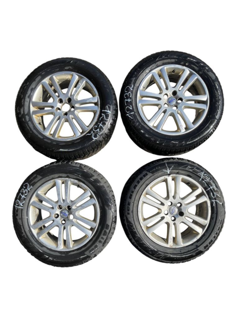 7JX18 ET49 D67.1 5/108 Rim set With Tyres 4 pcs VOLVO XC90 I (2002-2014)