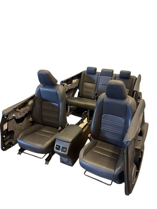 Set Of Seats LEXUS NX I (AZ10) (2014-2021) — Europe Delivery