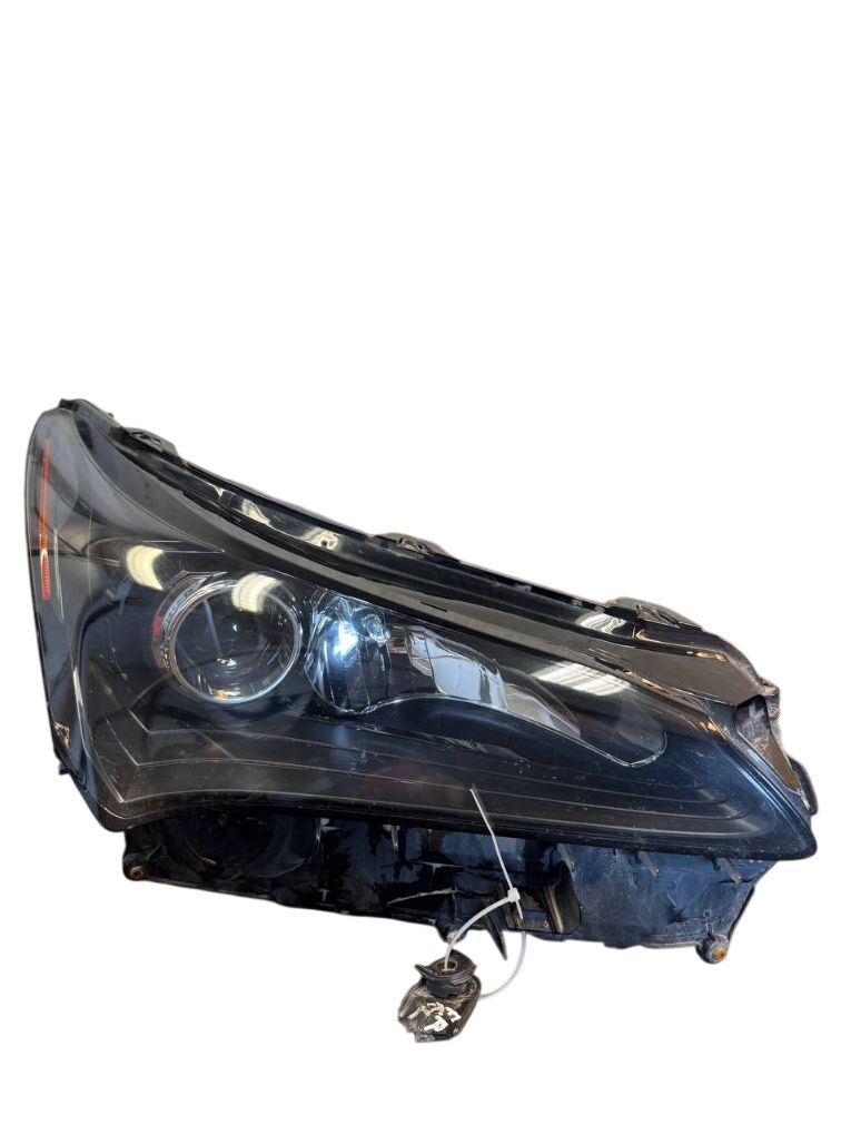 8114578050 8990878061 8990878021 Reflektor prawy LEXUS NX I (AZ10) (2014-2021) — Dostawa w Europie