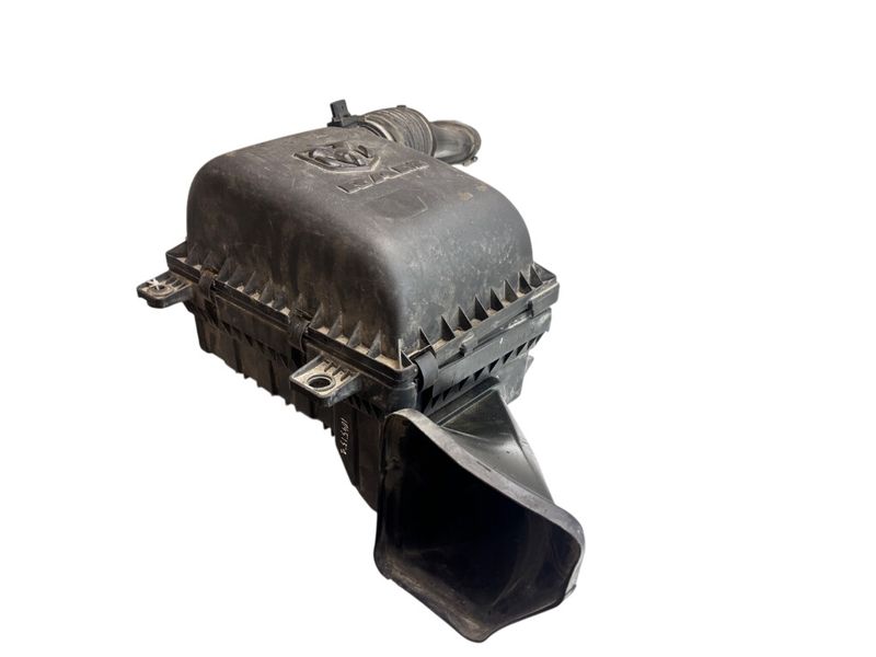 68232658AA 68232657AC Air Cleaner (filter box) RAM RAM 1500 2500 3500 (DJ, DS) (2010-2018)