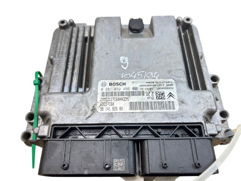 0281032456 1039S88092 22352627 0281033290 0281034189 0281031864 Engine Control Unit / module (ECU) PEUGEOT 308 II (T9) (2013-2021)