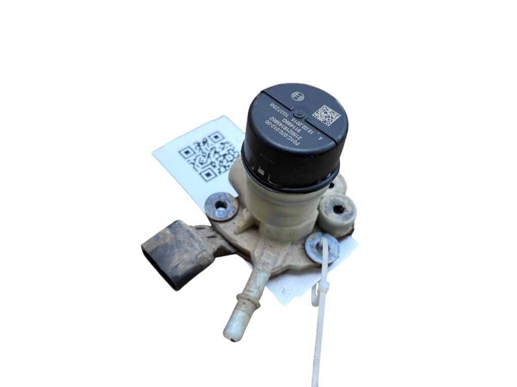 5Q0198975 AdBlue Pump VW PASSAT B8 (3G) / ALLTRACK (2014-2023) — Europe Delivery