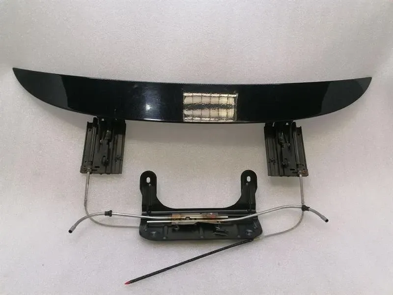 Bentley Continental GT W12 bakspoiler 3W8827931E bakspoiler — Leverans i Europa