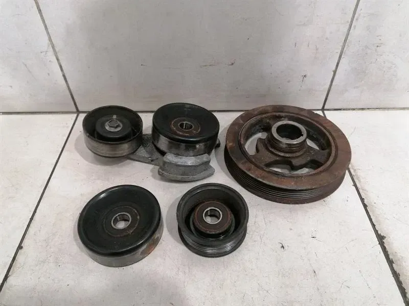 Aston Martin Rapide 10-14 belt tensioner 1R12-05-10488 set pulley set — Europe Delivery