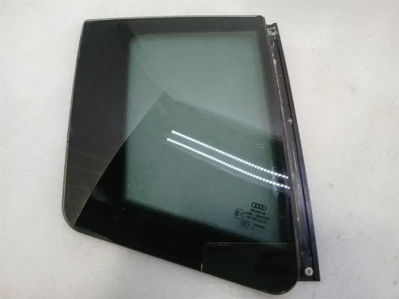 Audi R8 Type 42 5.2 Coupe Right Rear 1/4 Glass 420845300 Door Window 1/4 Rear RH — Europe Delivery