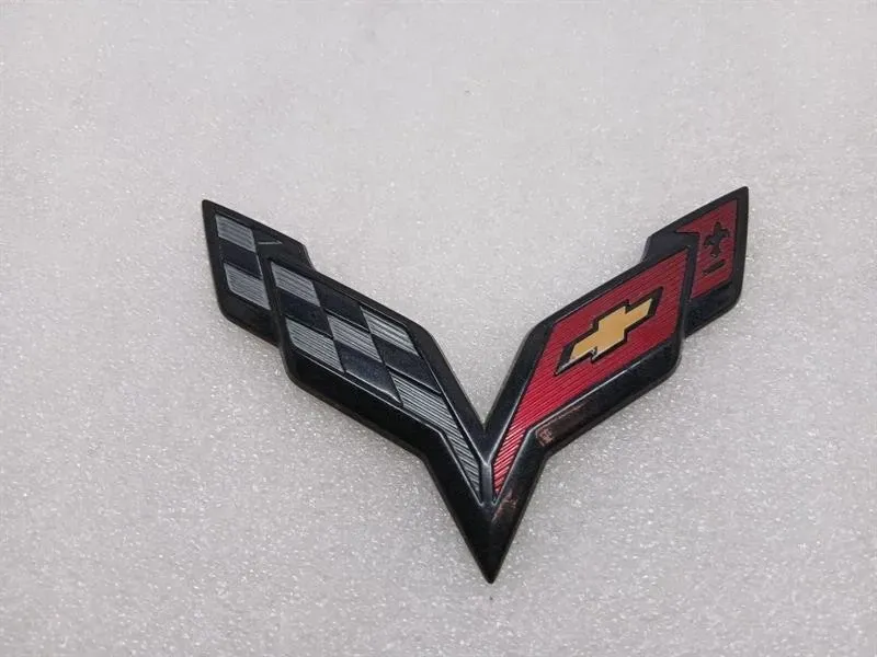 Chevrolet Corvette C7 Flag Emblem Badge 23168615 Logo Badge — Europe Delivery