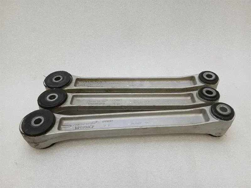 McLaren 720S Coupe Engine mount 14F0706CP engine mount — Europe Delivery