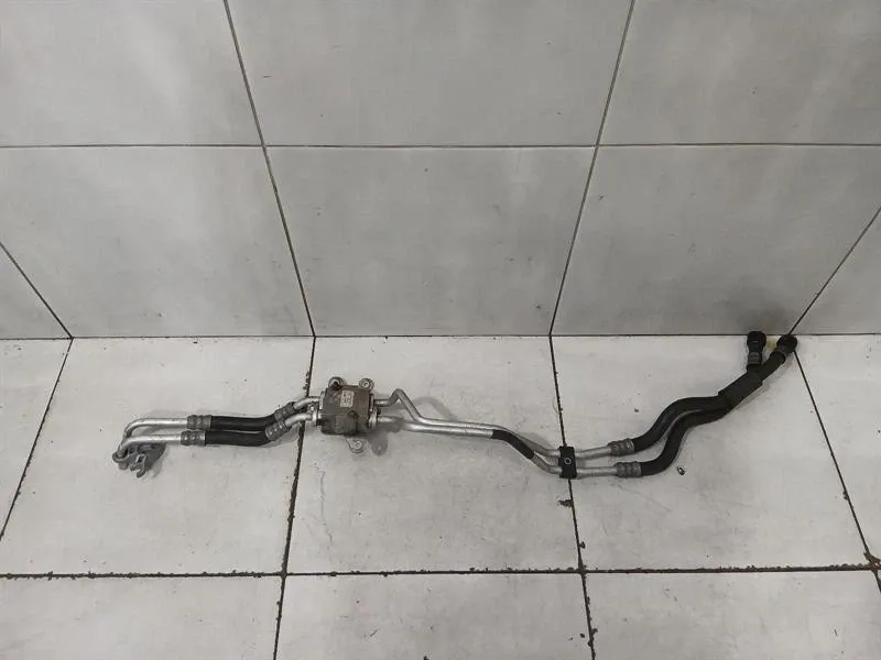 BMW M4 F82 Gearbox Pipes 2284697 2284698 Transmission Oil Line