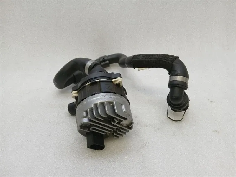 BMW 3 Series M3 G80 G20 Additional Cooling Pump 5A30246 Coolant Pump Pump