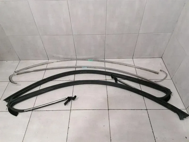 Zestaw listew nadwozia Bentley Continental GT W12 3W8853703G Bar 3W8853704G — Dostawa w Europie