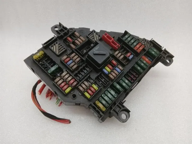 Rolls Royce Ghost Series 1 09-14 Fuse Box 9192544 Fuse Box — Europe Delivery