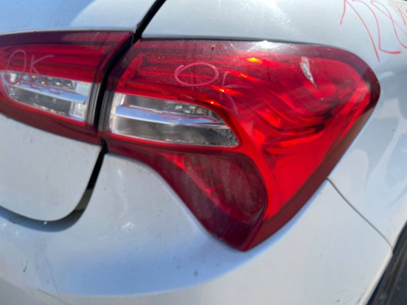 Aizmugurējais lukturis, labais CITROËN DS5 (2011-2015) — Piegāde Eiropā