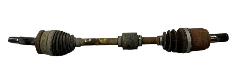 49500Q0450 Drivaxel Fram Vänster HYUNDAI BAYON (BC3) (2021-) — Leverans i Europa
