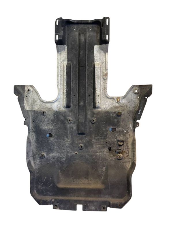 GX7368629AC Engine splash shield JAGUAR XE (X760) (2015-2024) — Europe Delivery