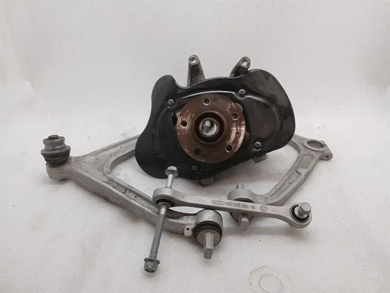 Lamborghini Huracan LP640 EVO Right Rear Hub 4T0505434H Wheel Bearing Housing Rear R — Europe Delivery