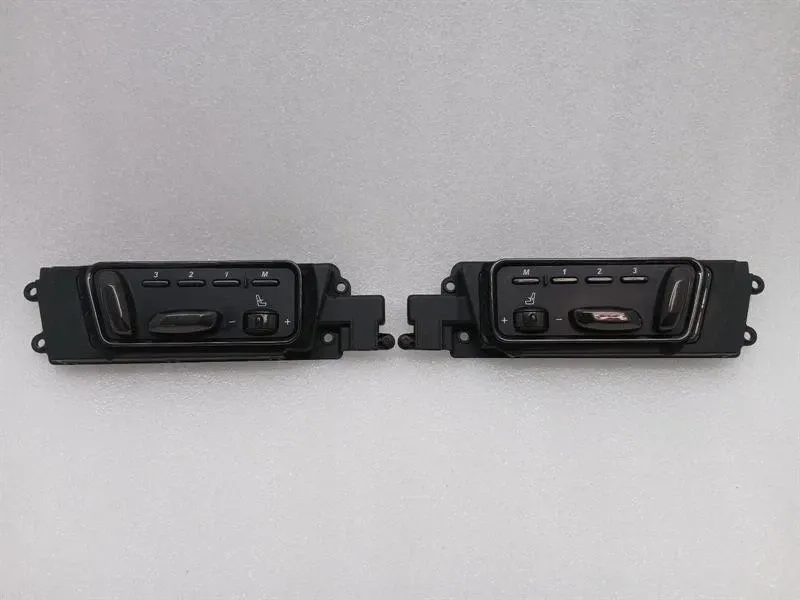 Комплект из 2 переключателей Aston Martin Vanquish AM310 CD33-14B709-BB. — Доставка по Европе