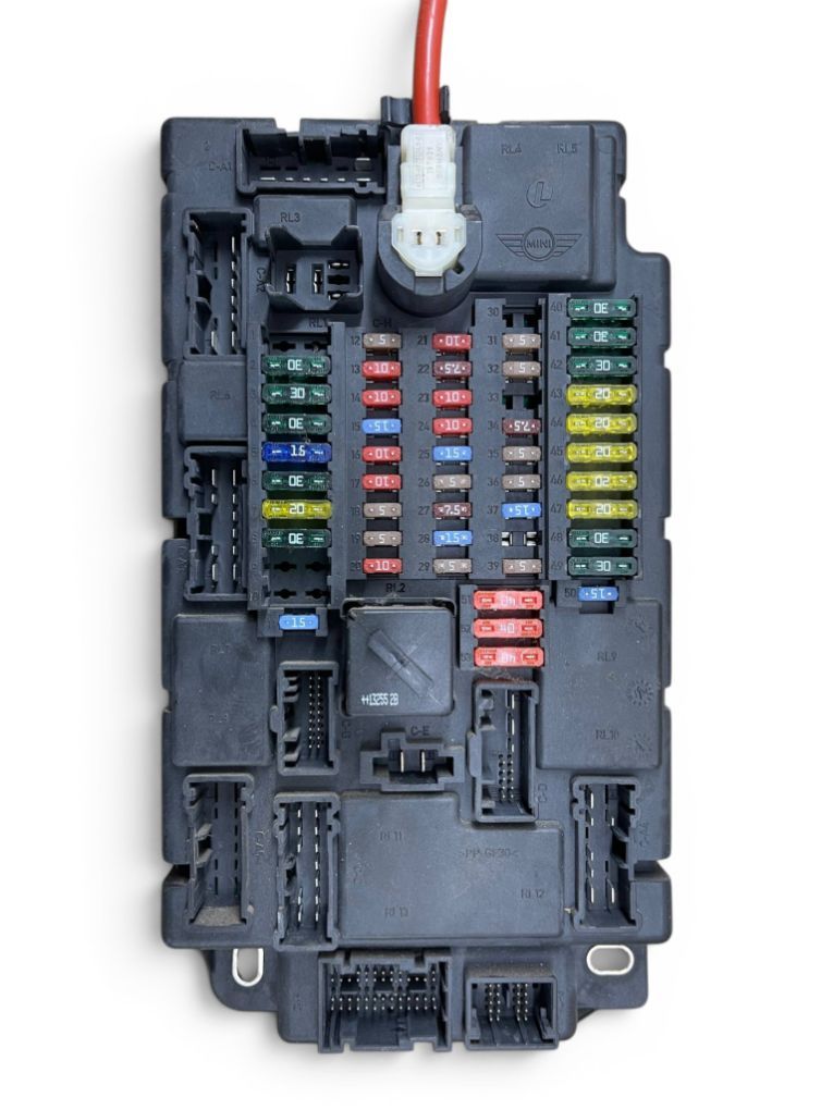 3457413 3457582 Fuse box MINI MINI II (R56, R57) (2006-2015)