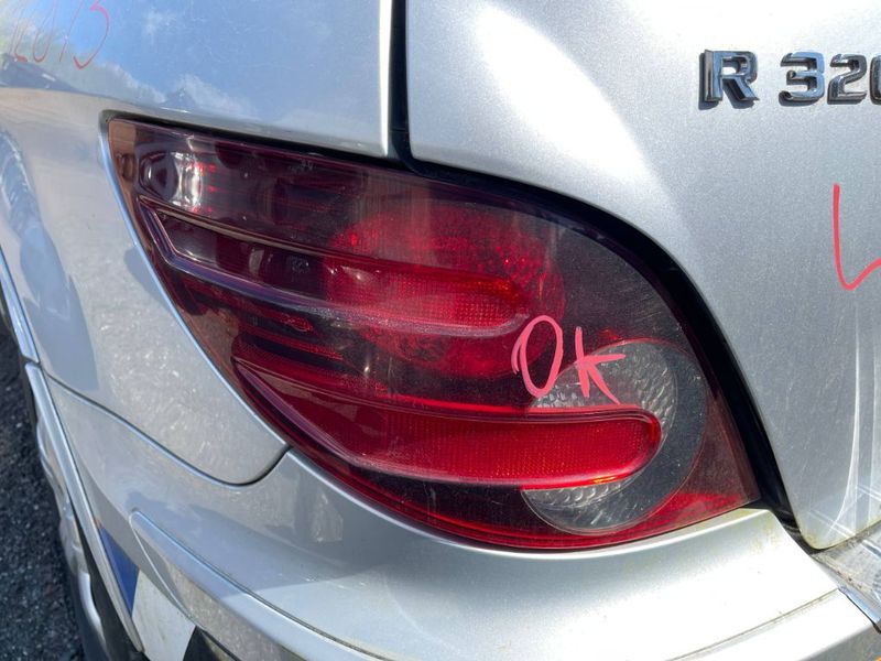 2518201164 2518201764 Tail light left MERCEDES-BENZ R-CLASS (W251) (2006-2013)