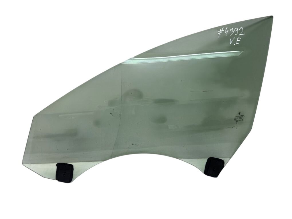 1568570-00-B 156857000B Door window glass front left TESLA MODEL 3 (2017-)