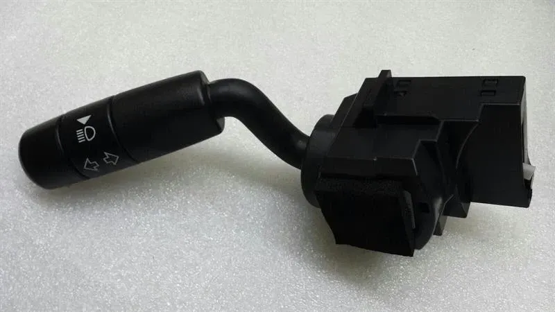 Land Rover Range Rover Sport L320 Turn Signal Switch LR008939 Switch — Europe Delivery