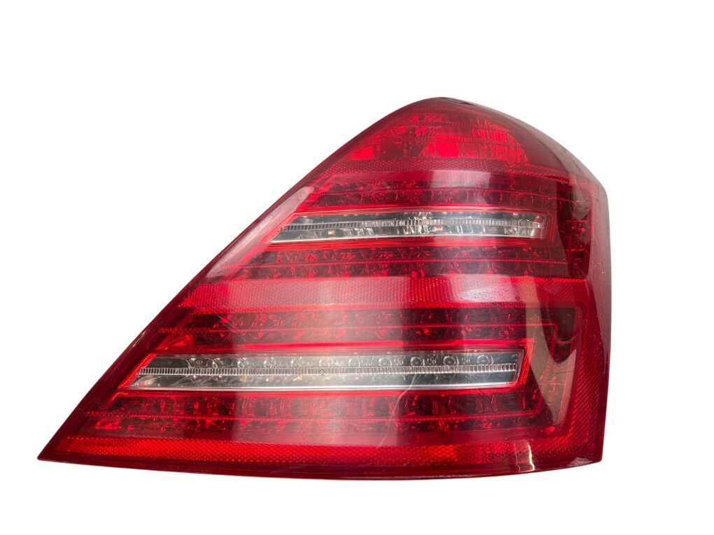 A2218201464 Aizmugurējais lukturis, labais MERCEDES-BENZ S-CLASS (W221) (2005-2013) — Piegāde Eiropā