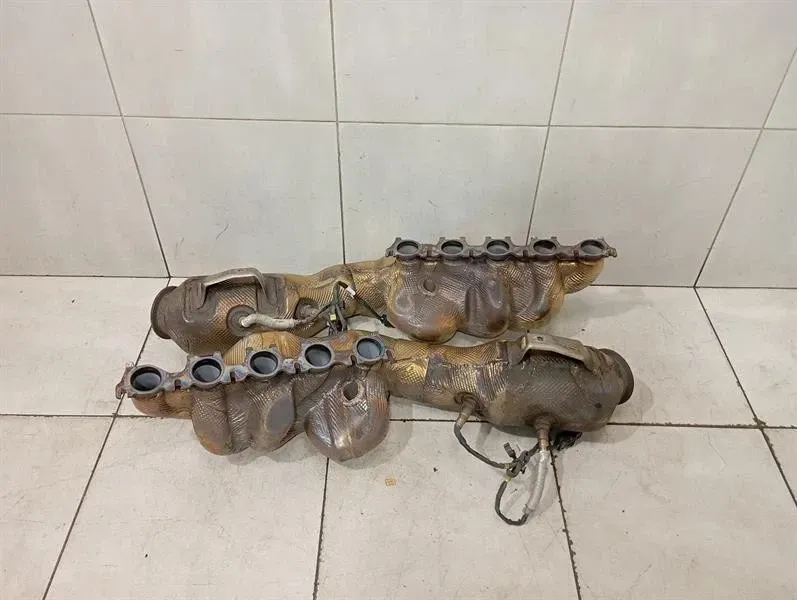 AUDI R8 4S LIFT HEAD CATALYTIC CONVERTER EXHAUST MANIFOLD 4S0251212B EXHAUST MANIFOLD 18-23 SET — Europe Delivery