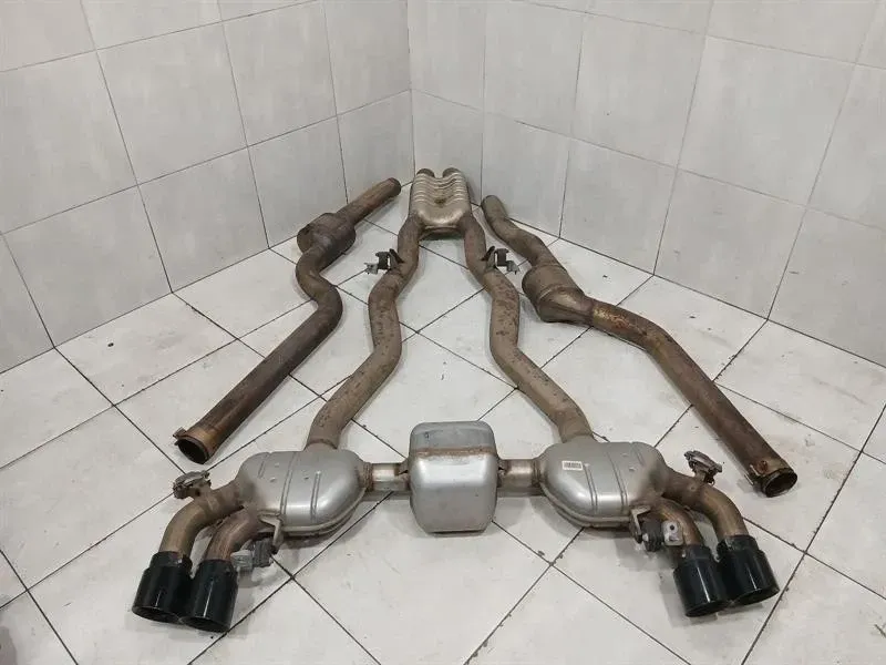 BMW 5 Series F90 G30 M5 Exhaust Silencer 18 30 8095276 Exhaust Silencer — Europe Delivery