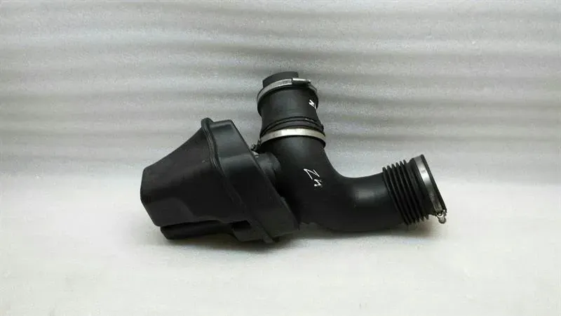 BMW Z4 E85 E86 N52 air intake / resonato 13717546115 intake hose charge air — Europe Delivery