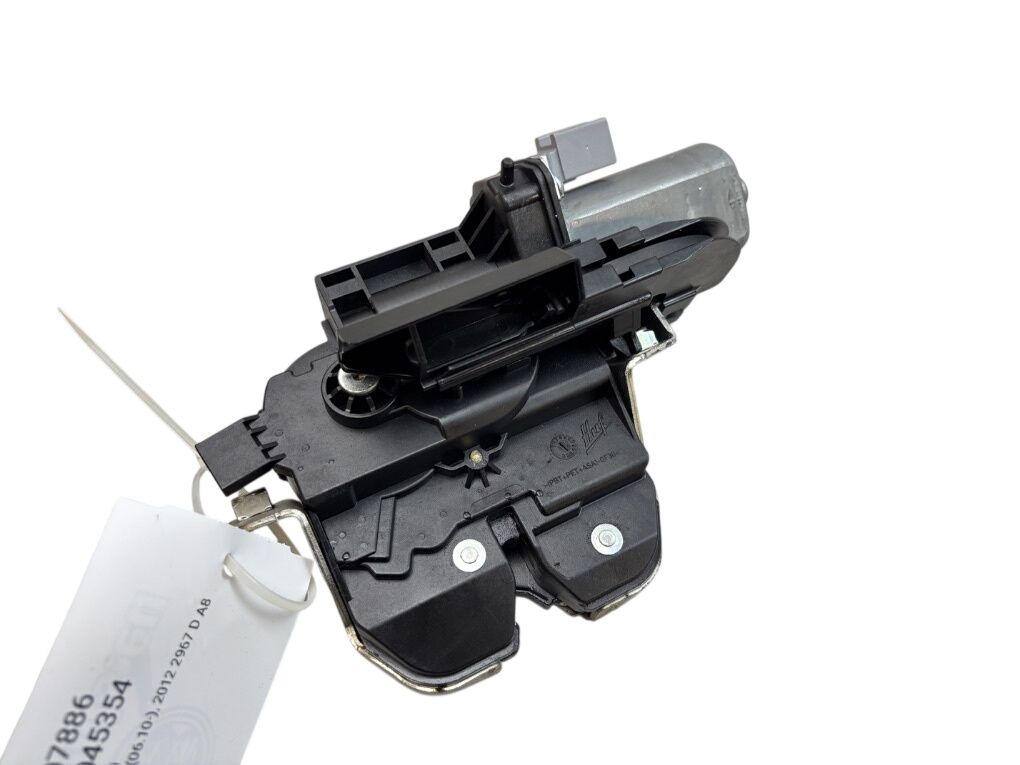7P0827505M Bootlid / tailgate lock PORSCHE CAYENNE II (2010-2017)