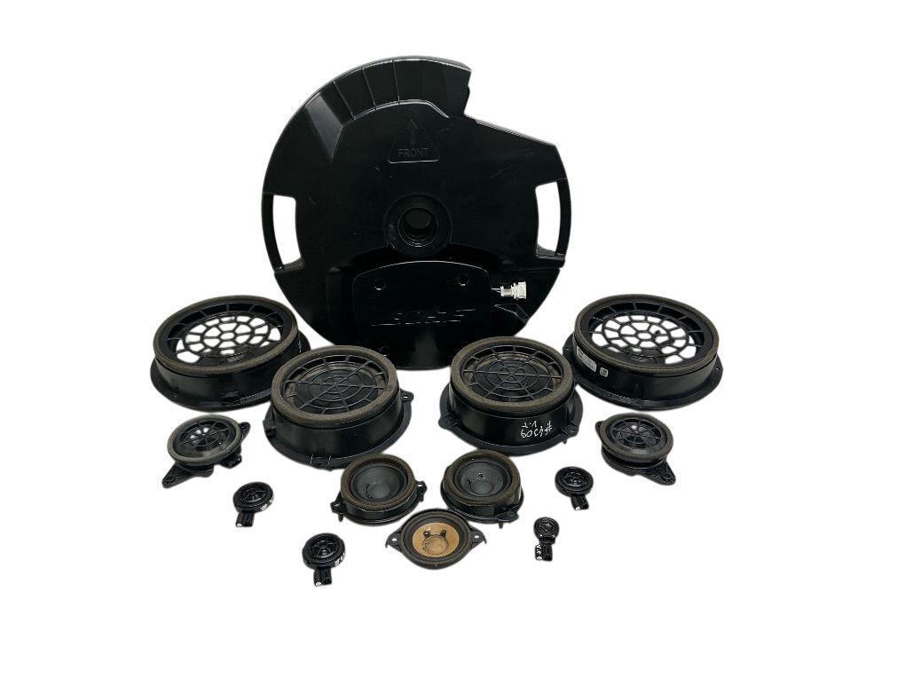 8U0035411A 8U0035415B 8U0035416B 8U0035416A 8X0035399B 8X0035416A 8U0035382A Set of loudspeakers AUDI Q3 (8U) (2011-2018)