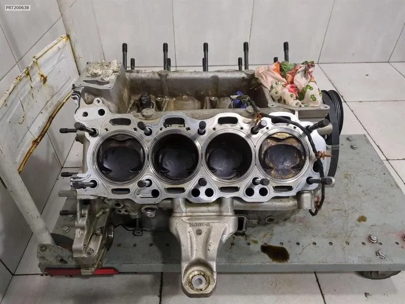 Ferrari SF90 Stradale V8 4.0 F173 Engine Bottom End F154FA Engine 985000348